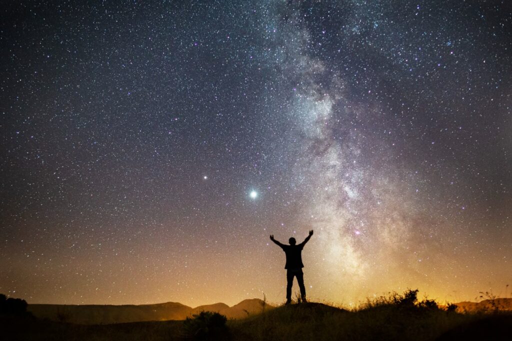 Estrela ou planeta: como descobrir apontando o celular para o céu